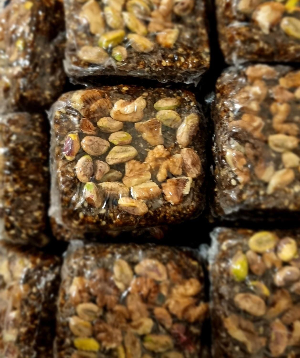 معجون عسل و کنجد و ارده و مغزیجات|خوردنی و آشامیدنی|اصفهان, طامه|دیوار