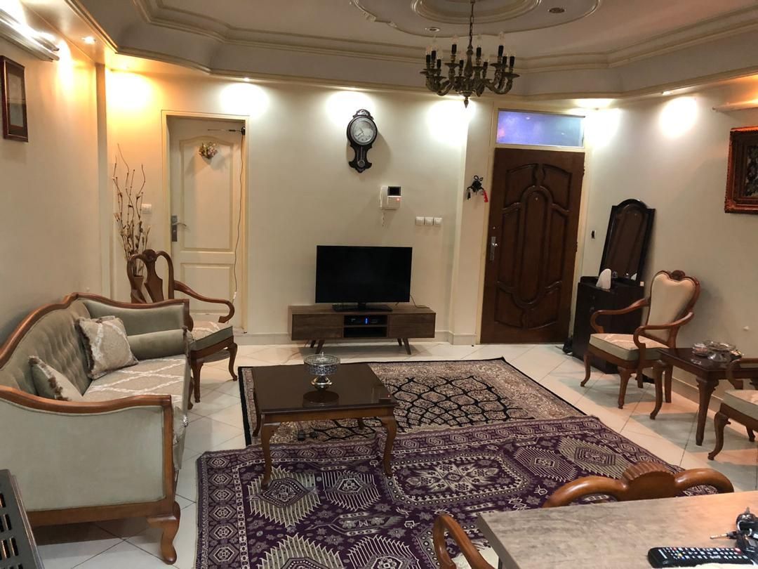 ۶۰ متری /عروسک /فول امکانات/غرق نور /نبرد|فروش آپارتمان|تهران, شاهد|دیوار