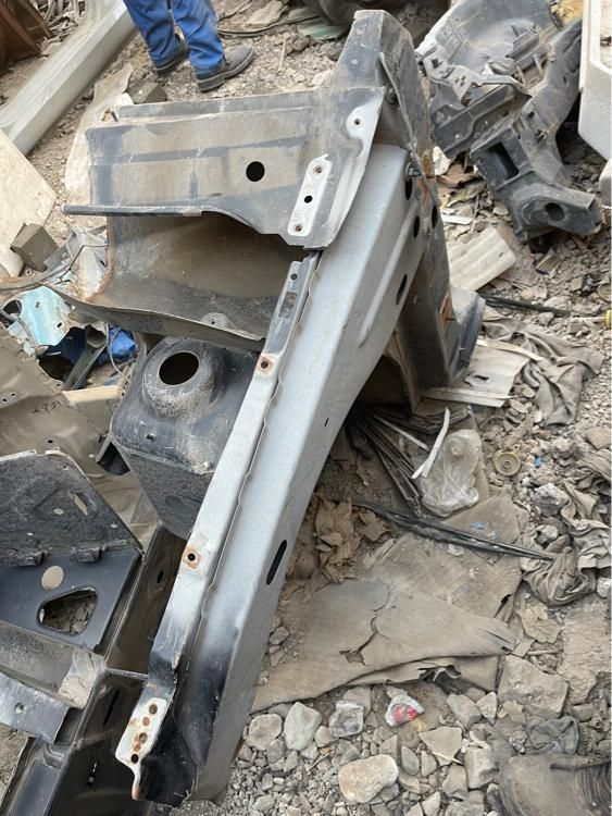 شاسی جلو گلگیر عقب ساندروالنود|قطعات یدکی و لوازم جانبی|تهران, شهرک رضویه|دیوار