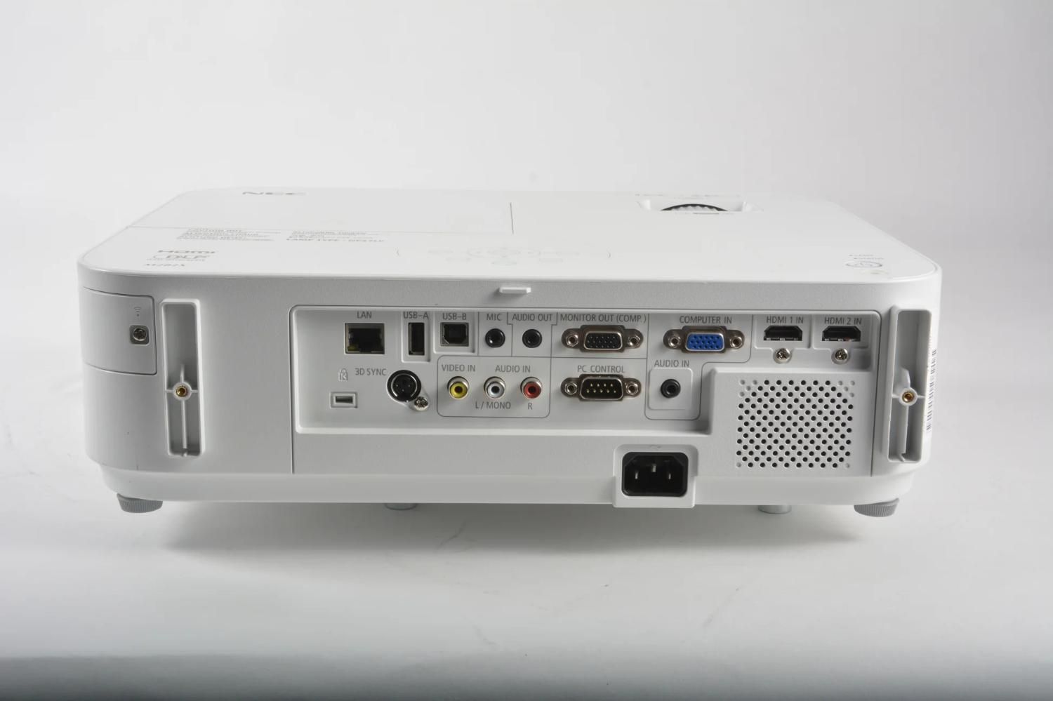 ویدئو پروژکتور فول پورت NEC NP-M282X|تلویزیون و پروژکتور|مشهد, هنرستان|دیوار