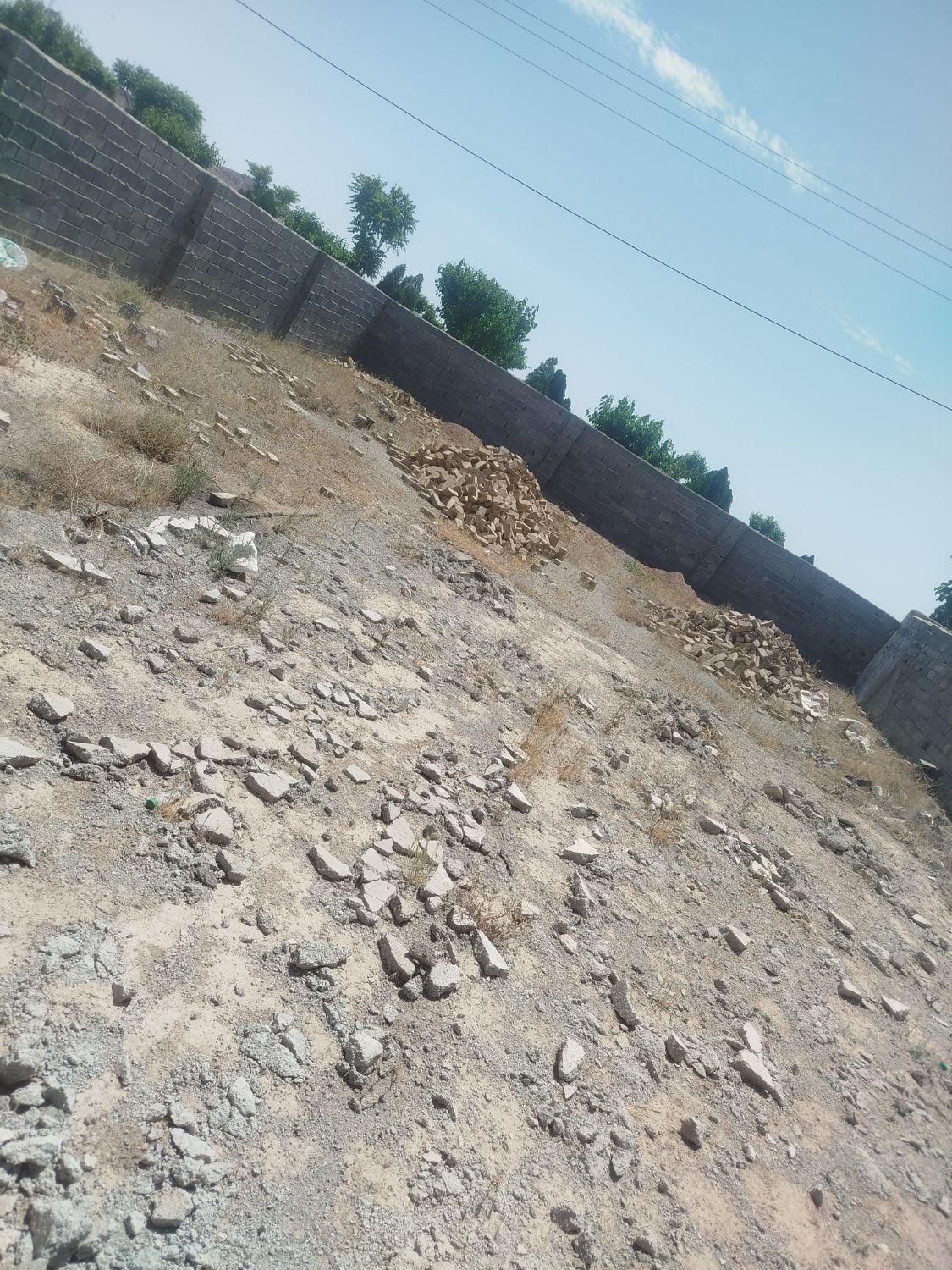 چهاردیواری بهر جاده ده حسن موقعیت عالی  ۱۲۴۰متر|فروش دفتر صنعتی، کشاورزی، تجاری|رباط‌کریم, ده‌حسن|دیوار