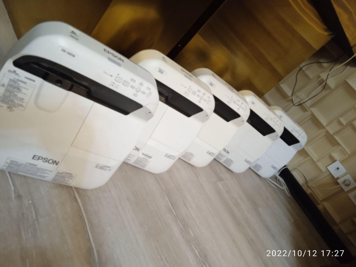 ویدئو پروژکتور بدون نیاز به نصب و پرده|تلویزیون و پروژکتور|تهران, ونک|دیوار