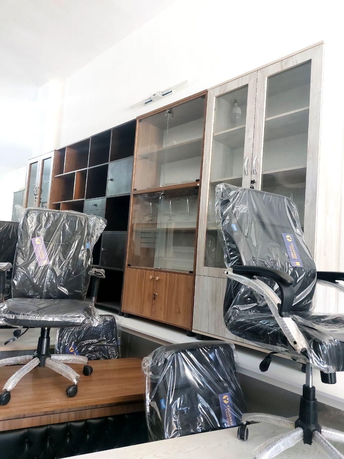 کتابخانه اداری زونکن خور|دفتر کار|مشهد, نوید|دیوار