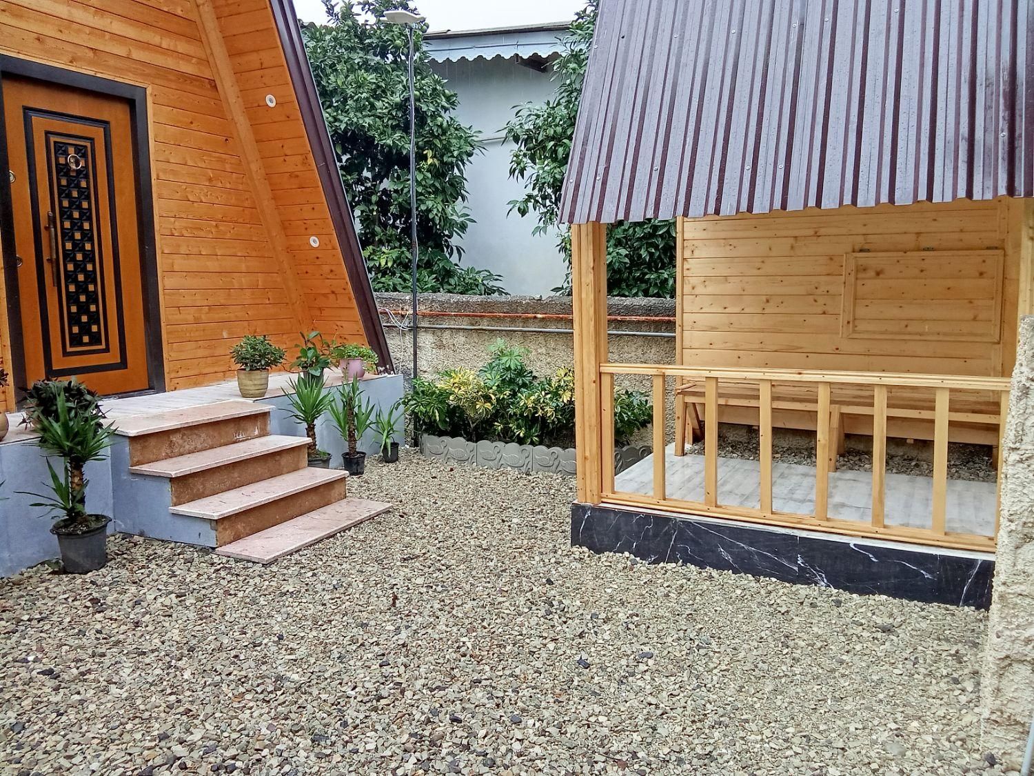 کلبه چوبی نوساز با وسایل تازه|اجارهٔ کوتاه‌مدت ویلا و باغ|نشتارود, |دیوار