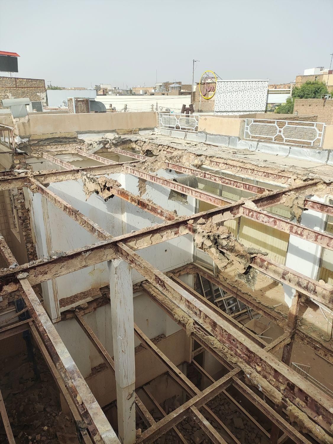 تخریب وخاکبرداری ساختمان|خدمات پیشه و مهارت|قم, زنبیل آباد|دیوار