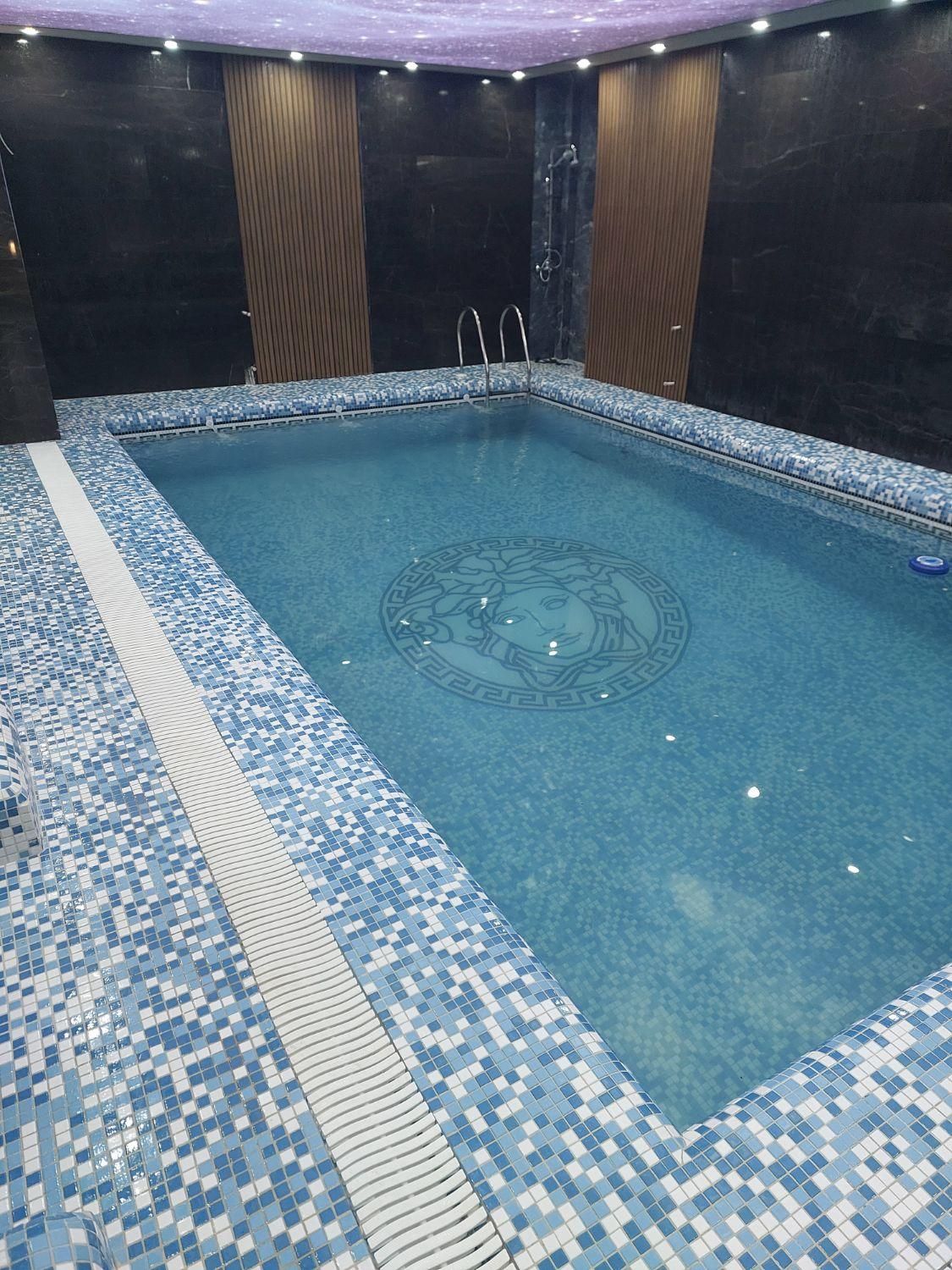 اجاره باغ ویلا شهرکی با استخر آب گرم و فول امکانات|اجارهٔ کوتاهمدت ویلا و باغ|شهریار, دهشاد بالا|دیوار