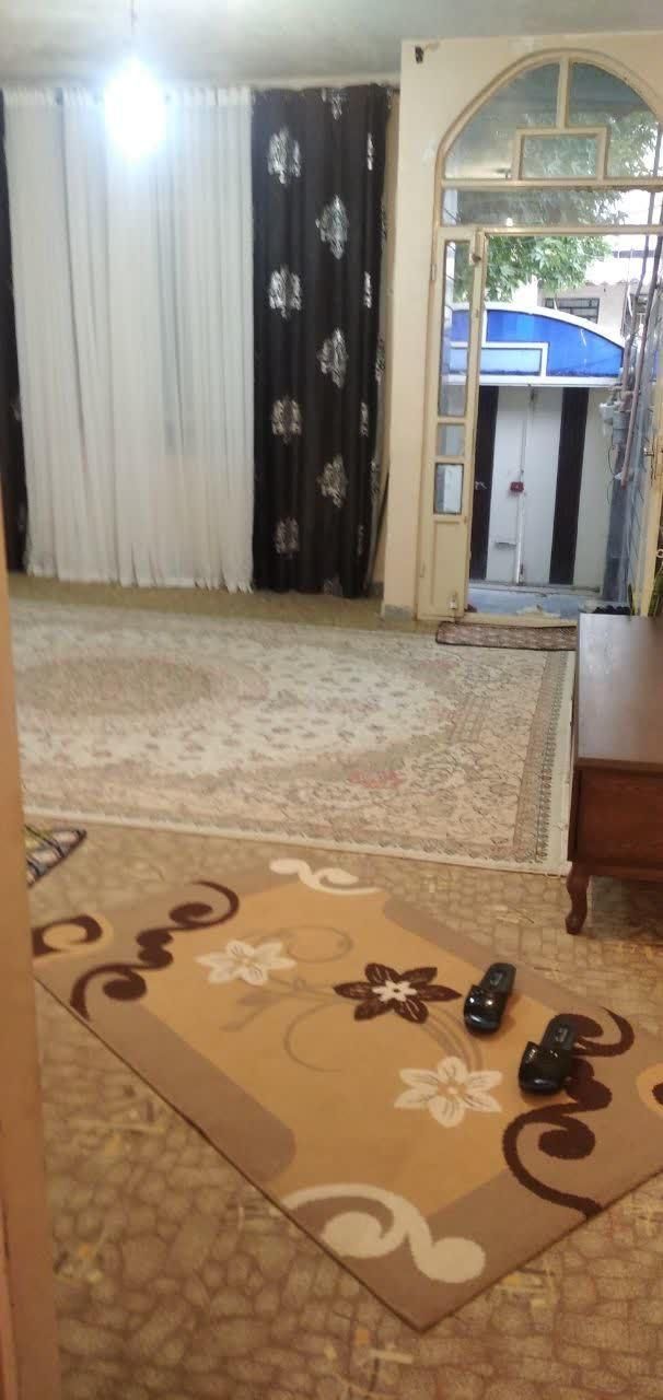 ۱۰۰ مترهمکف ماشین رو دره گرم انتهای نگارستان ۳|اجارهٔ آپارتمان|خرم‌آباد, |دیوار