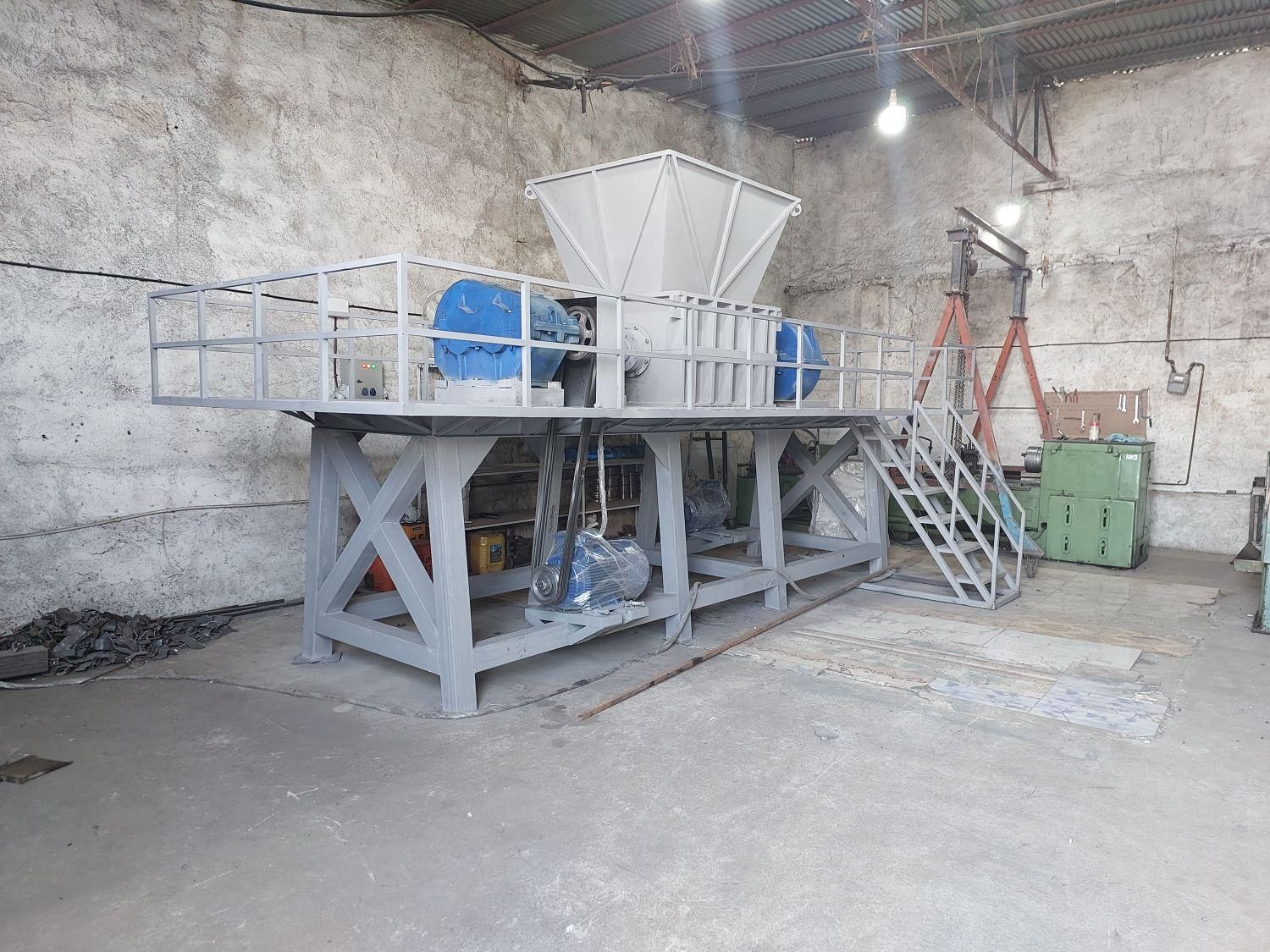 شریدر دو شفت حلبی آسیاب چکشی pvc چوب پلاستیک|ماشین‌آلات صنعتی|تهران, نعمت‌آباد|دیوار