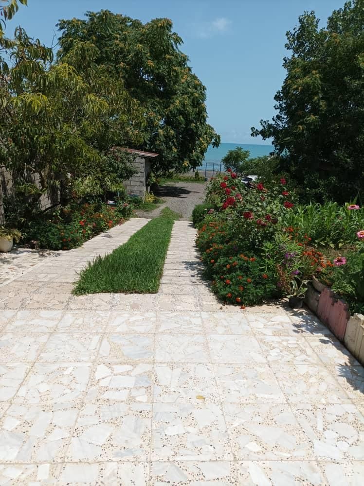 ویلای سه خوابه لب دریای انزلی باهمه امکانات رفاهی|اجارهٔ کوتاهمدت ویلا و باغ|بندر انزلی, چهارفریضه|دیوار