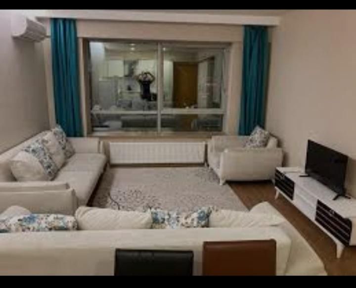 اجاره سوئیت ۱۴۰ متری|اجارهٔ کوتاهمدت آپارتمان و سوئیت|کرج, گلشهر|دیوار