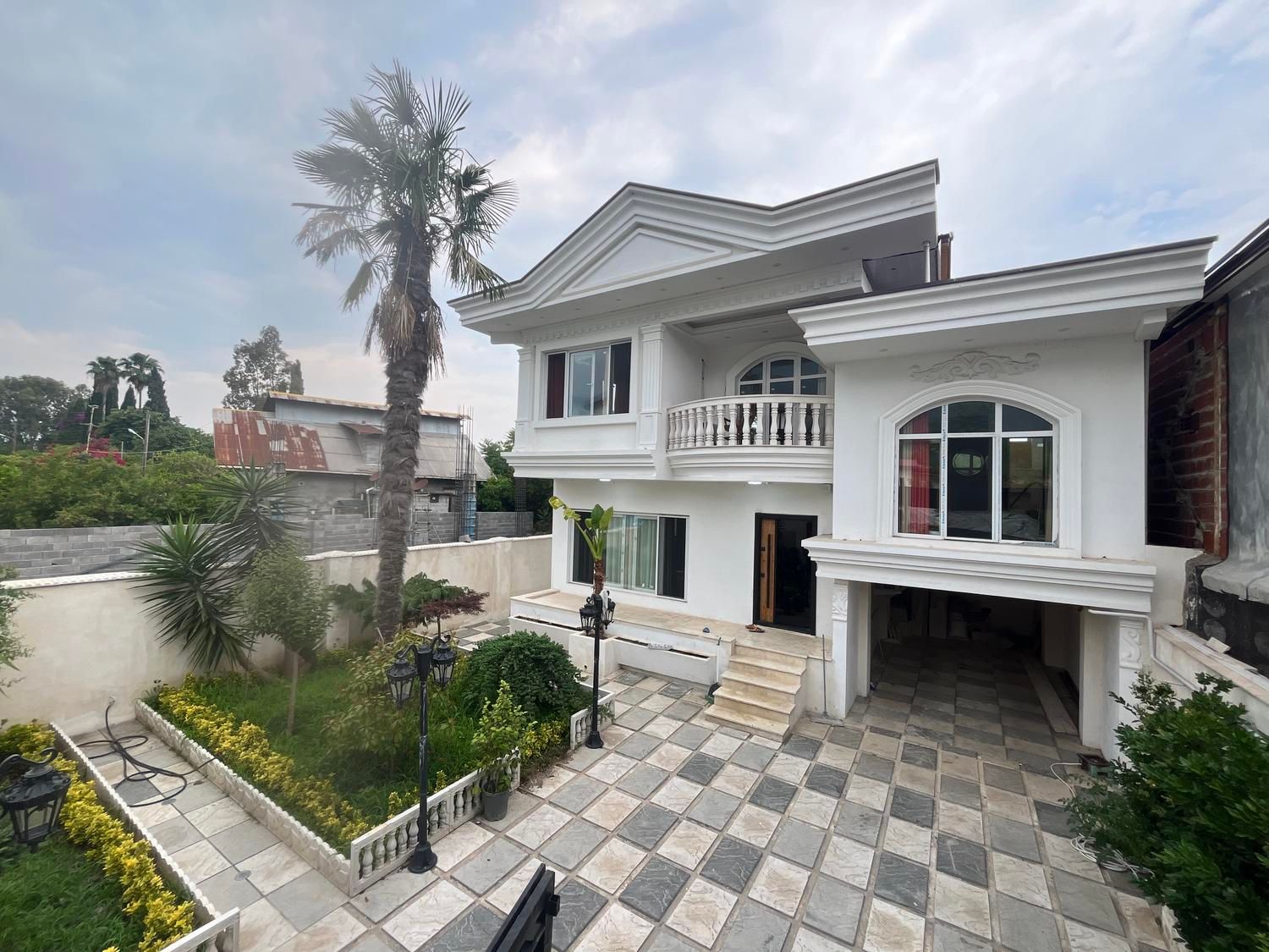 اجاره ویلا استخر دار دوبلکس سه خواب مستر|اجارهٔ کوتاهمدت ویلا و باغ|رامسر, |دیوار