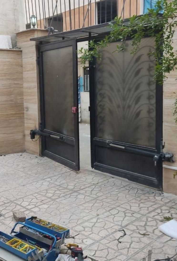 نصب تعمیرات جک درب برقی پارکینگ کرکره قفل ریموت|خدمات پیشه و مهارت|تهران, تهرانپارس غربی|دیوار