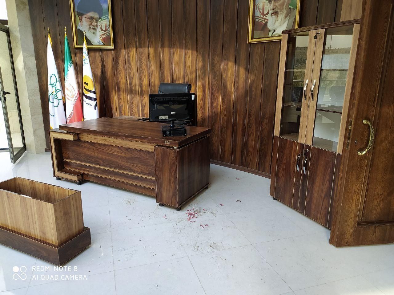میز جلو چرم منشی اداری کد ۸۵ صندلی گردان NW|دفتر کار|مشهد, عبادی|دیوار