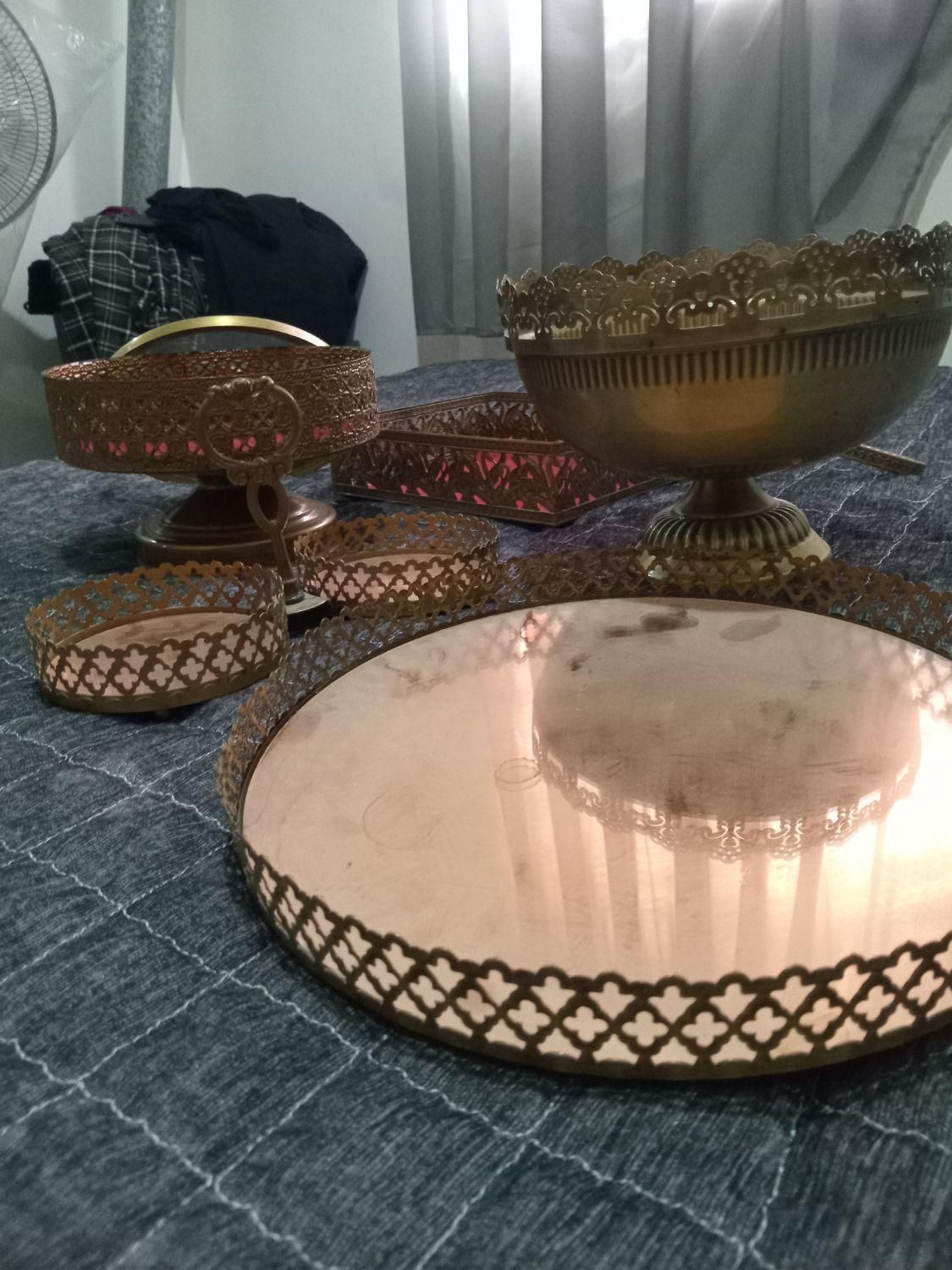 ظروف پذیرایی از مجلس کاملا سالم وخوب.|ظروف سرو و پذیرایی|رشت, رودبارتان|دیوار