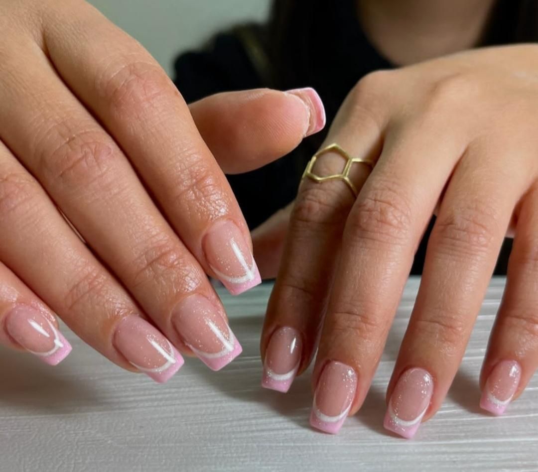 کاشت ناخن صدرا|خدمات آرایشگری و زیبایی|صدرا-فارس, فاز ۱|دیوار