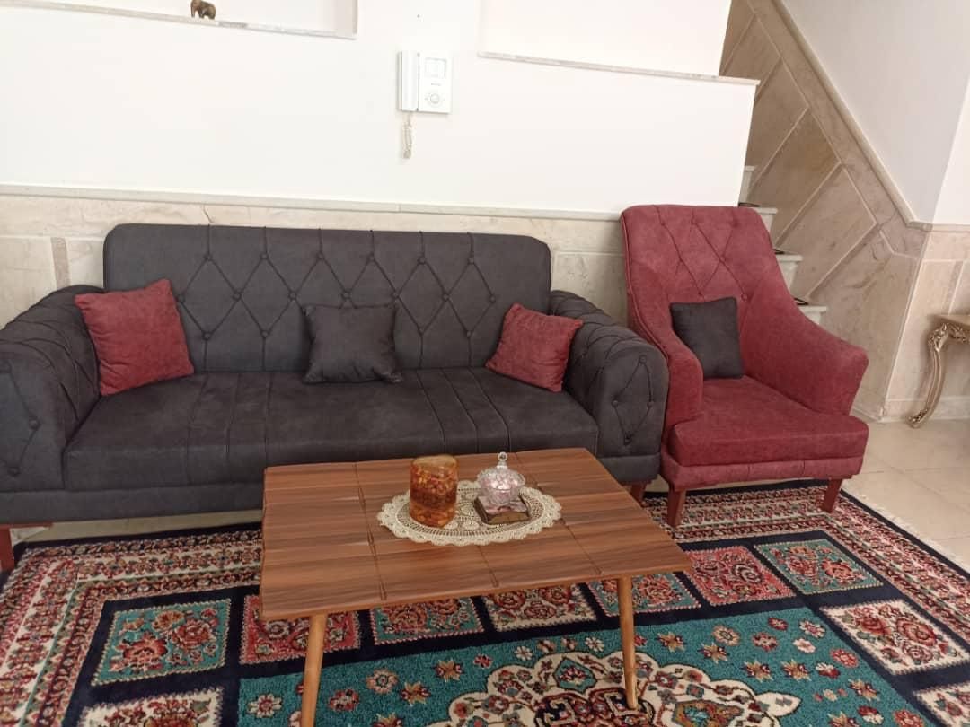 مبل راحتی چستر یونانی باکیفیت|مبلمان خانگی و میز عسلی|شهریار, |دیوار