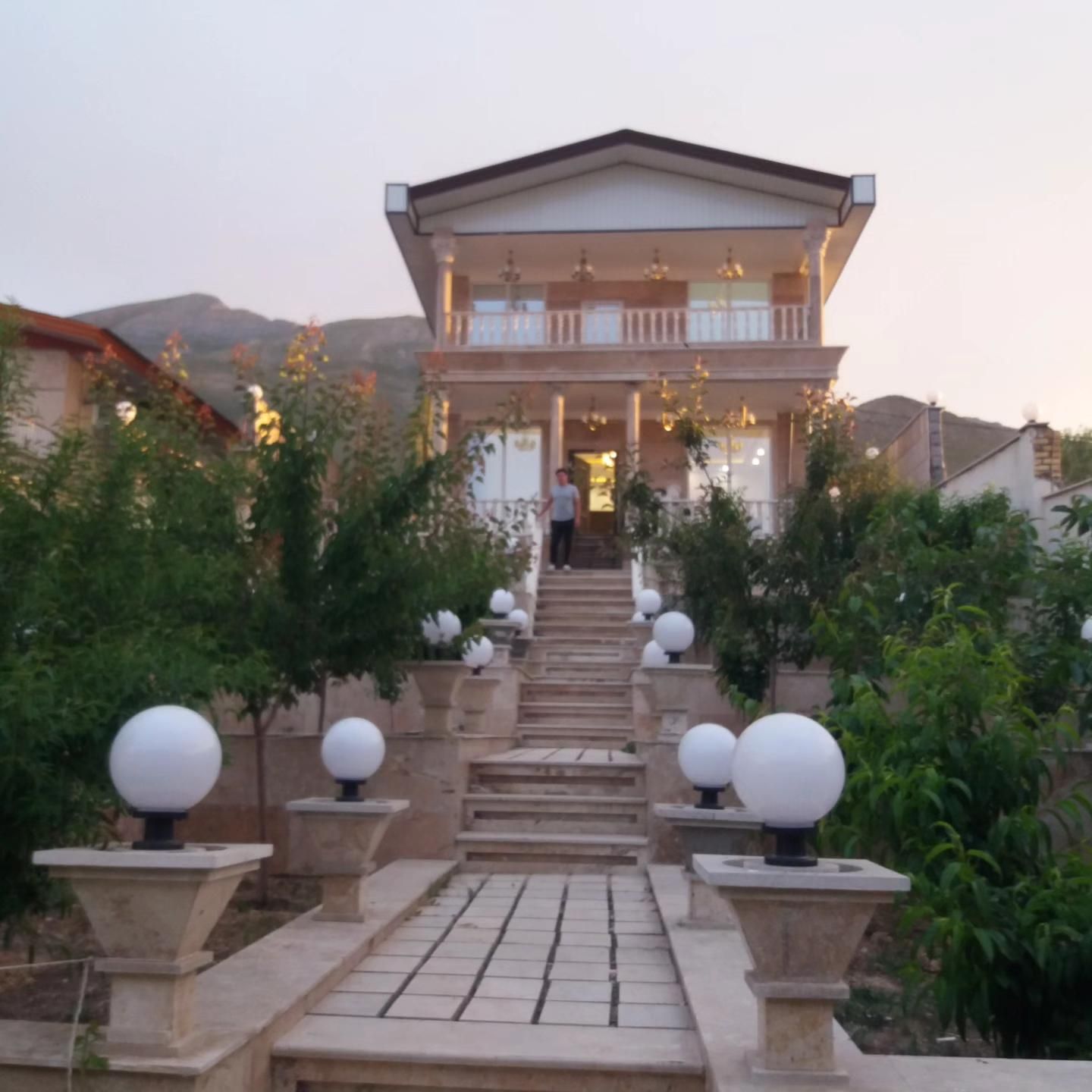 اجاره ویلاباغ منطقه گردشگری|اجارهٔ کوتاه‌مدت ویلا و باغ|اراک, |دیوار