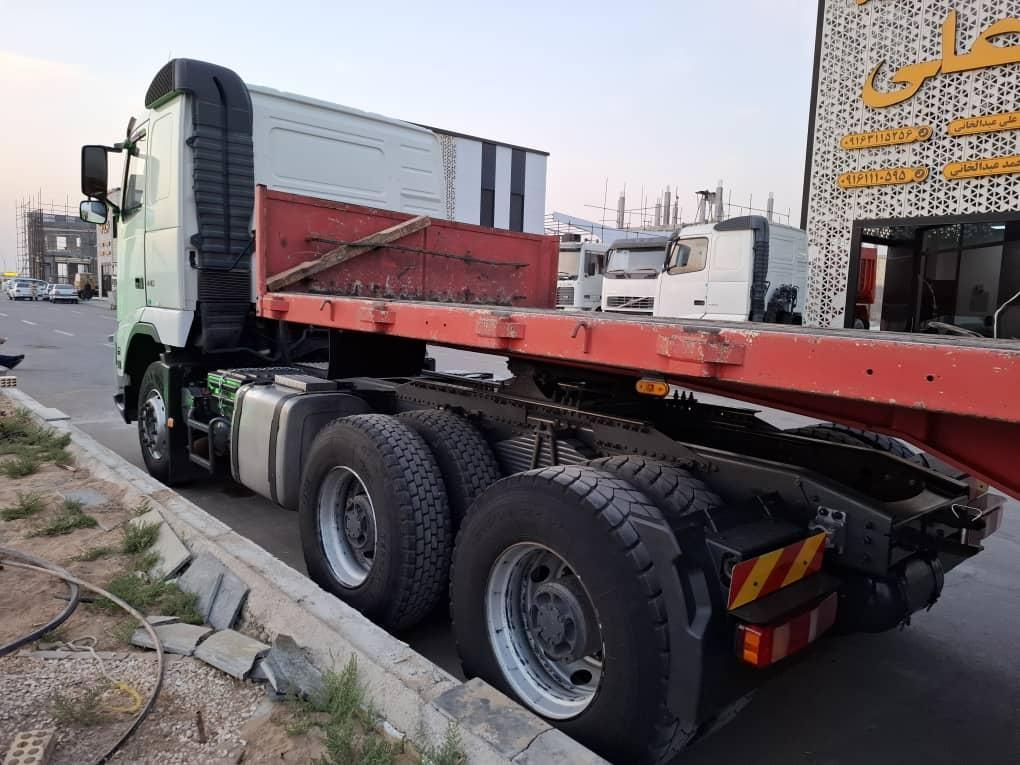 ۲۴داری رینگ لاستیک زنگ بزن تیوبلسی دارم ده پیچ|قطعات یدکی و لوازم جانبی|شیراز, دشت چنار|دیوار