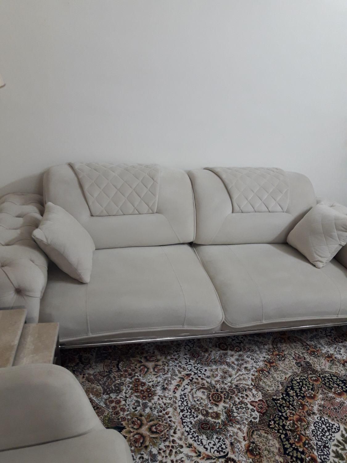 مبلمان راحتی ۸نفره تختخوابشو در حد نو|مبلمان خانگی و میز عسلی|تهران, کیانشهر|دیوار