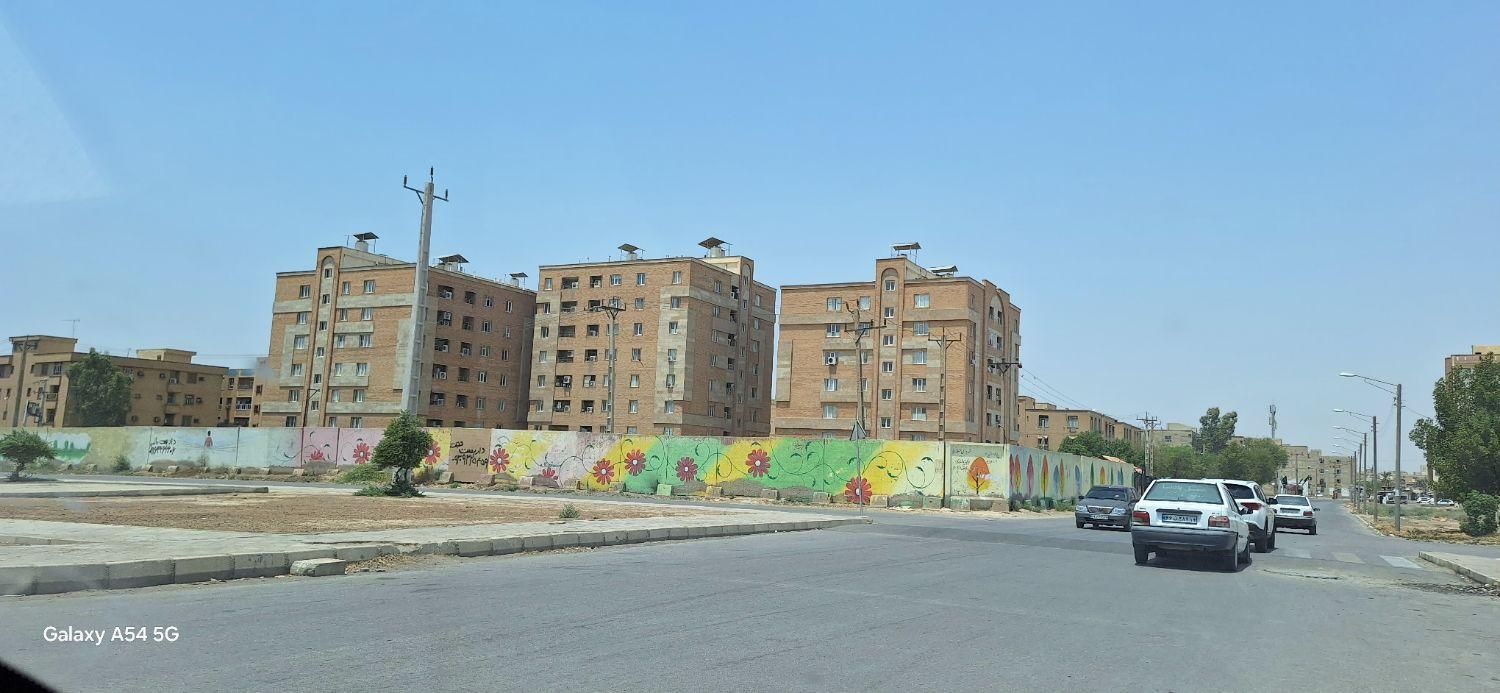 ۹۰ متری بهترین لوکیشن پردیس.مجتمع گل نرگس|فروش آپارتمان|اهواز, پردیس|دیوار