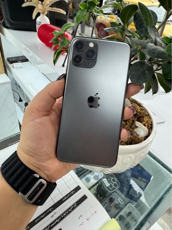 ایفون 11پرو iPhone 11 Pro|موبایل|رشت, معلم|دیوار