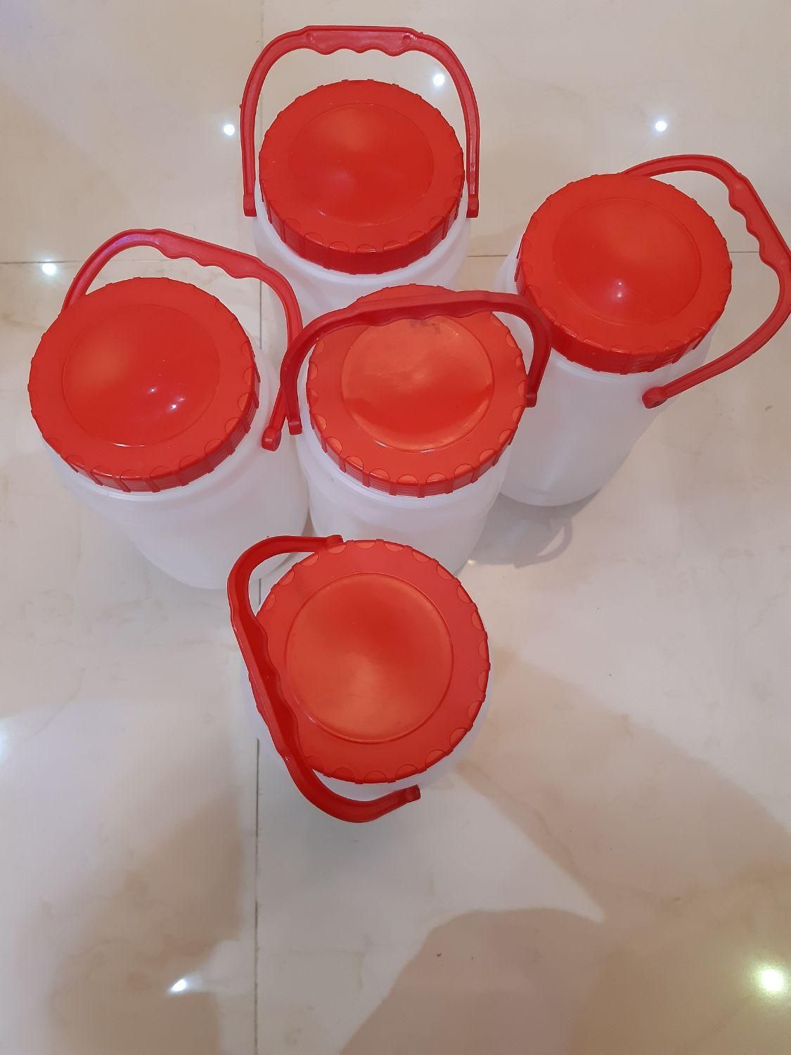 دبه حدود ۳۰ عدد|ظروف نگهدارنده، پلاستیکی، یک‌بارمصرف|رشت, دیلمان|دیوار