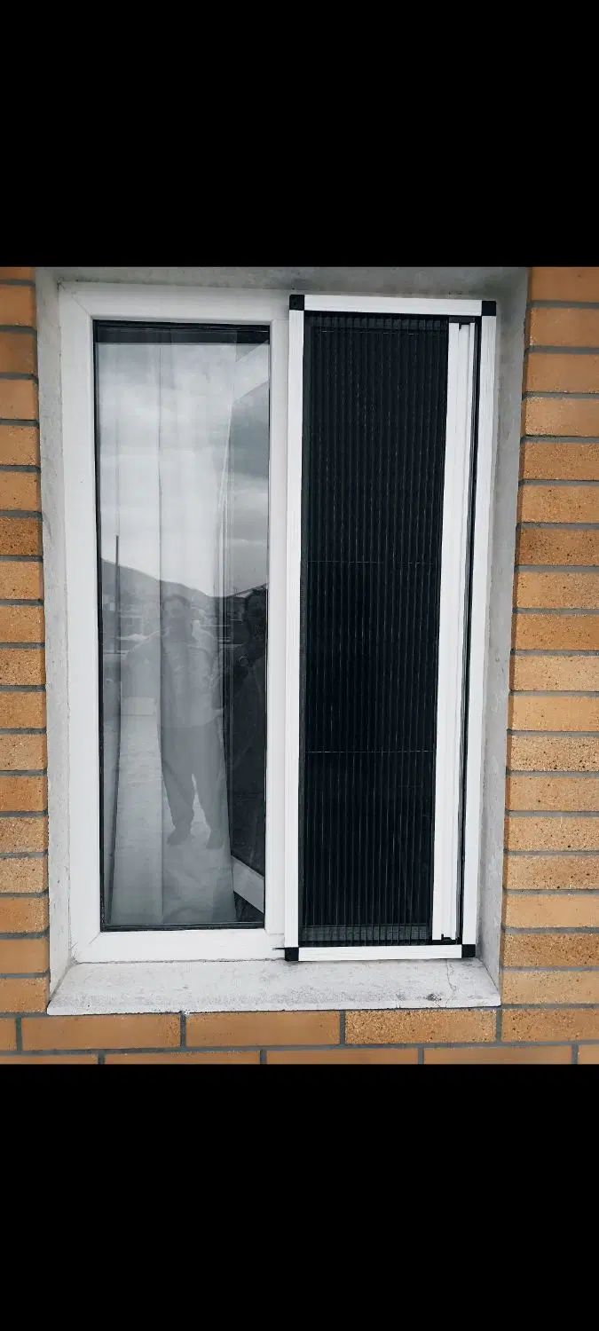 درب و پنجره UPVC و توری پلیسه|خدمات پیشه و مهارت|سنندج, |دیوار