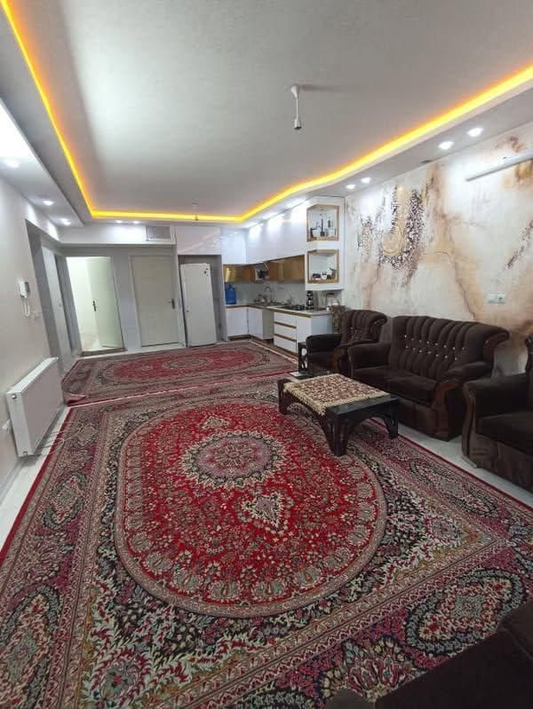 اجاره  روزانه آپارتمان امن و آرام و تمیز|اجارهٔ کوتاه‌مدت آپارتمان و سوئیت|شاهین‌شهر, شهرک گلدیس|دیوار