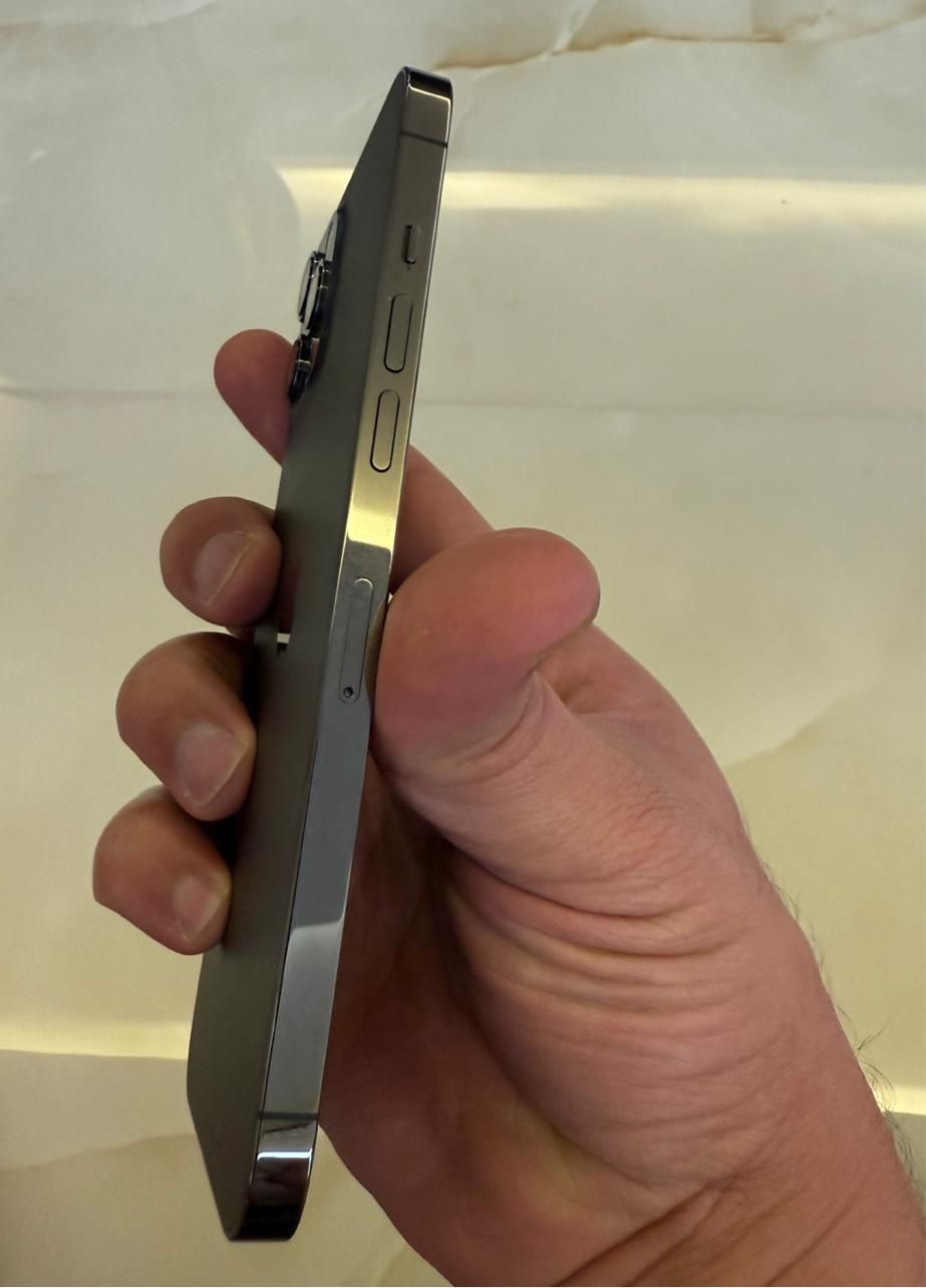 اپل iPhone 12 Pro Max با حافظهٔ ۲۵۶ گیگابایت|موبایل|قشم, |دیوار