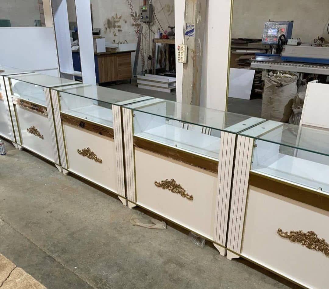 پیشخوان قفسه طبقاتی ویتریندار|فروشگاه و مغازه|تبریز, |دیوار