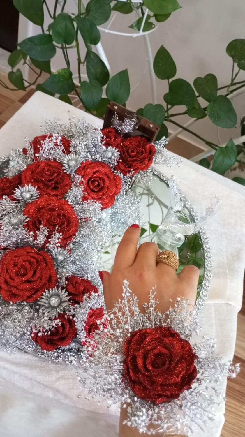گل حنا|گل مصنوعی|آباده, |دیوار