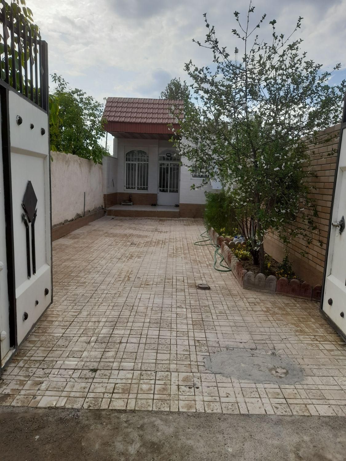 اجاره سوئیت دربست (خونه باغ)|اجارهٔ کوتاه‌مدت آپارتمان و سوئیت|اصفهان, آبشار|دیوار