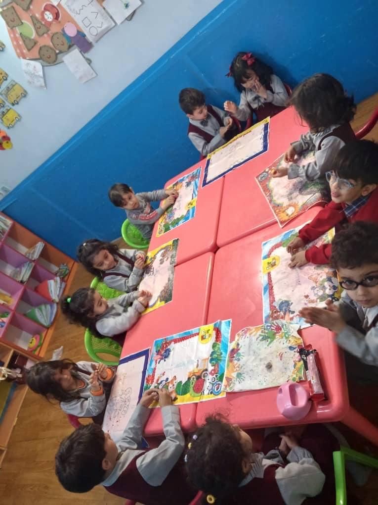 کودکستان نوشین ۱۰ماهه تا۶سال هر روز۶/۵ صبح تا ۵عصر|خدمات آموزشی|اصفهان, سپاهان‌شهر|دیوار
