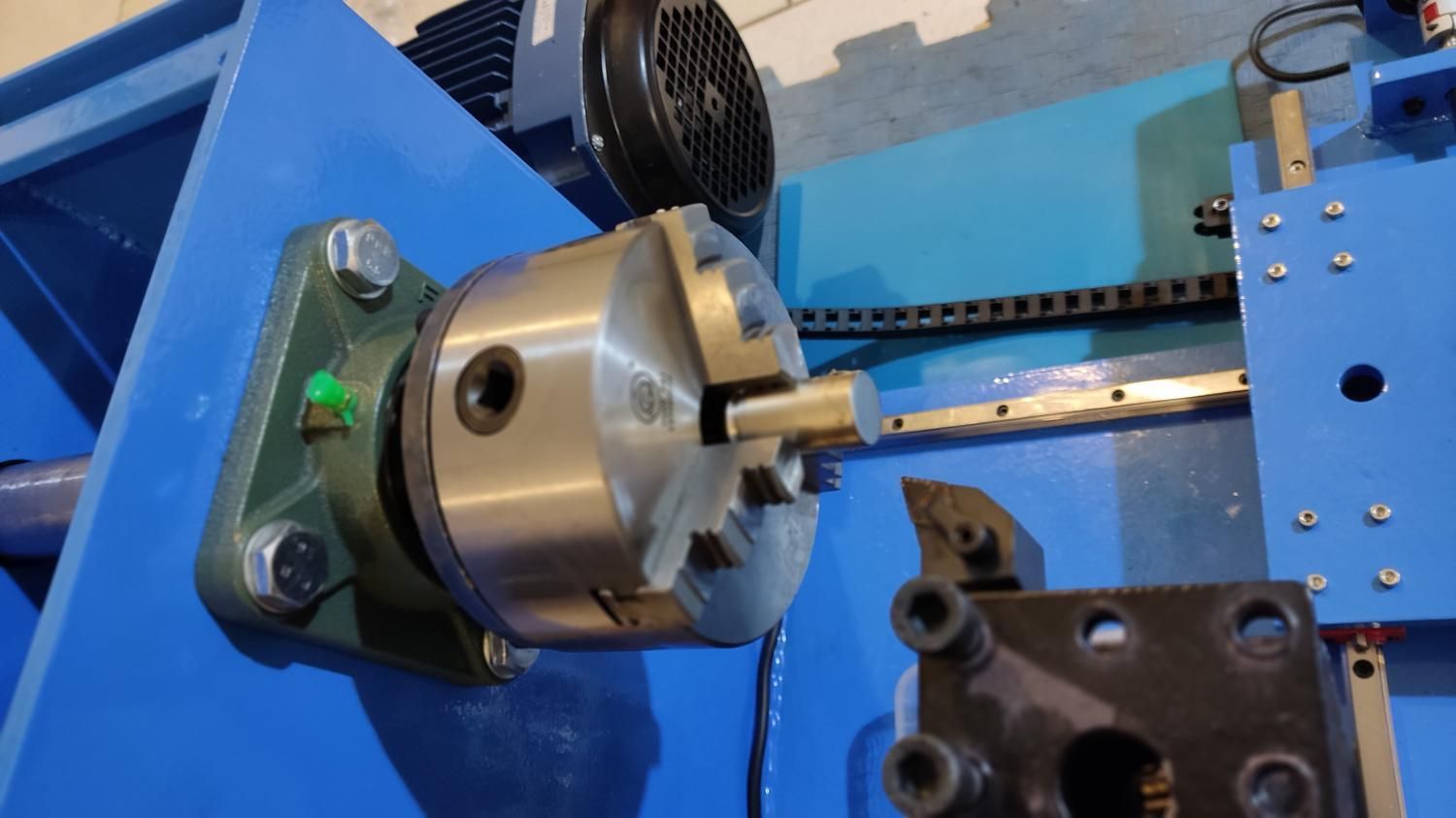 دستگاه تراش سی ان سی سه میل CNC|ماشین‌آلات صنعتی|تهران, ولنجک|دیوار