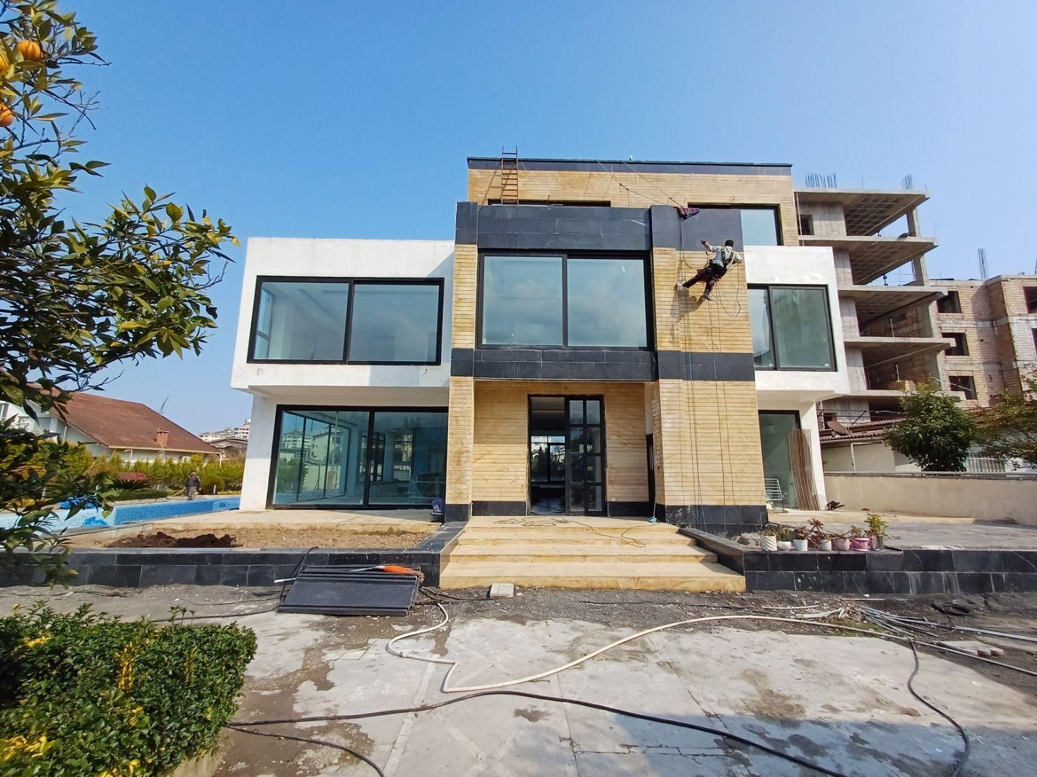 عایق سنگ سیمان شیشه کامپوزیت اب بندی نمانظافت شویی|خدمات پیشه و مهارت|نوشهر, |دیوار