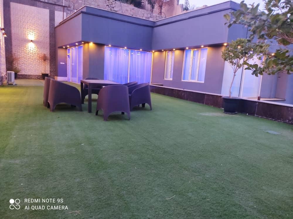 اجاره ویلا استخر دار مهرآباد رودهن|اجارهٔ کوتاهمدت ویلا و باغ|رودهن, |دیوار