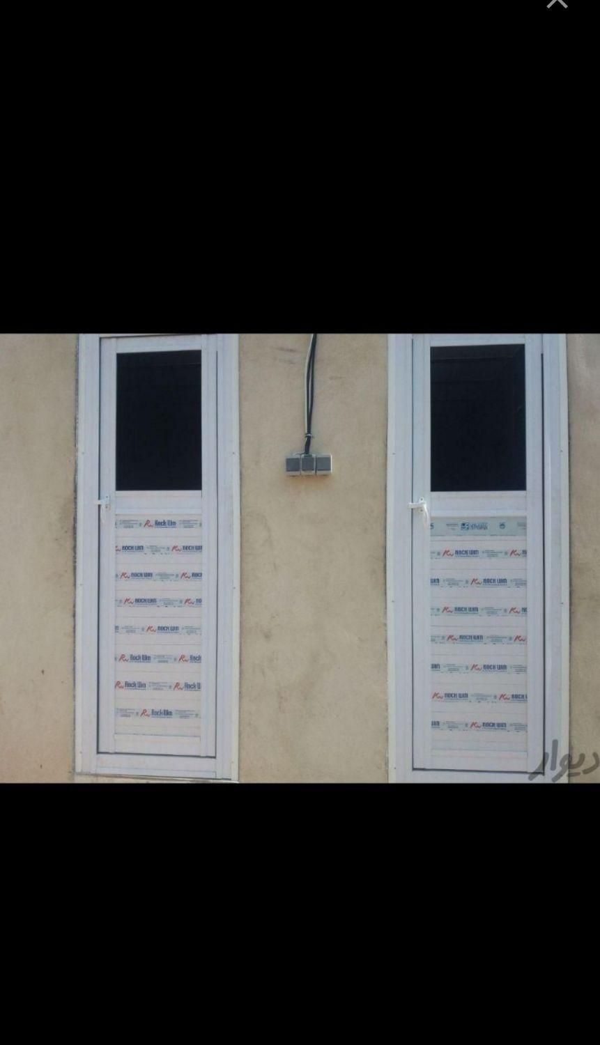 درب حمامم دستشوی پی وی سی ضدآب کامل آماده|مصالح و تجهیزات ساختمان|خمینیشهر, |دیوار