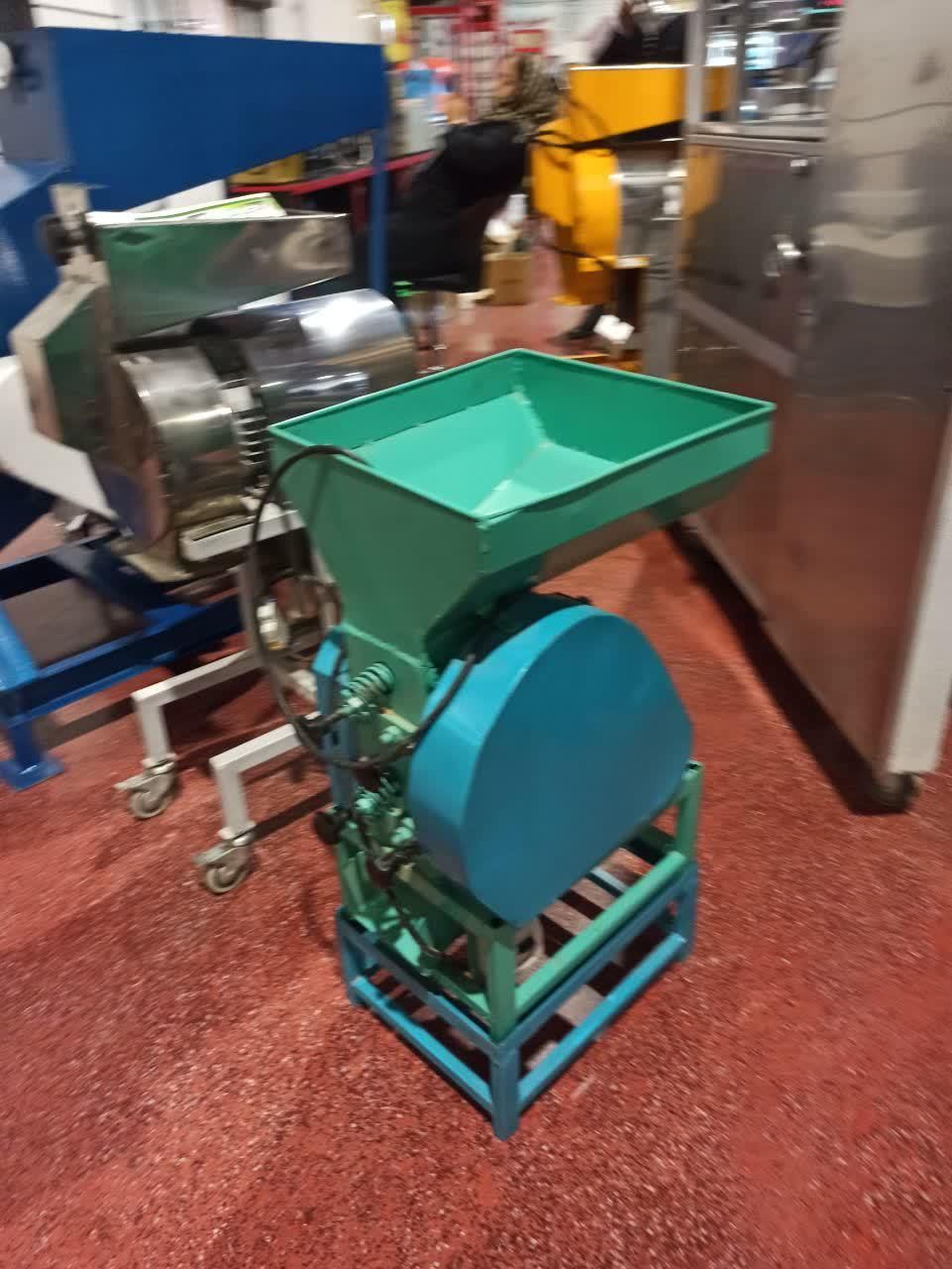 بادام شکن نیمه صنعتی|ماشین‌آلات صنعتی|آران و بیدگل, |دیوار