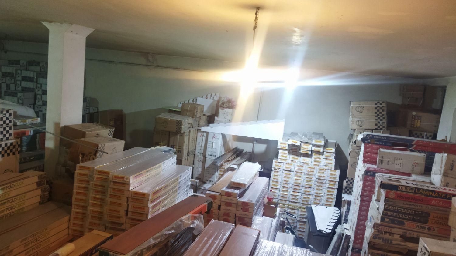 خانه کاغذ دیواری وپارکت شعبه چایکنارمستقیم ازانبار|خدمات پیشه و مهارت|تبریز, |دیوار