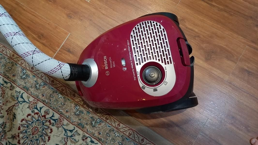 جارو بوش bosch اصل  آلمان اصل moveon mini|جاروبرقی، جارو شارژی، بخارشو|تهران, پاسداران|دیوار