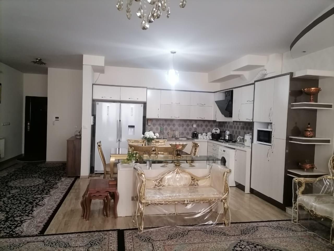 ۱۳۵ متر/۲ خواب/دو نبش/غرق نور/مِستِرمِلک توفیقی|فروش آپارتمان|مشهد, جانباز|دیوار
