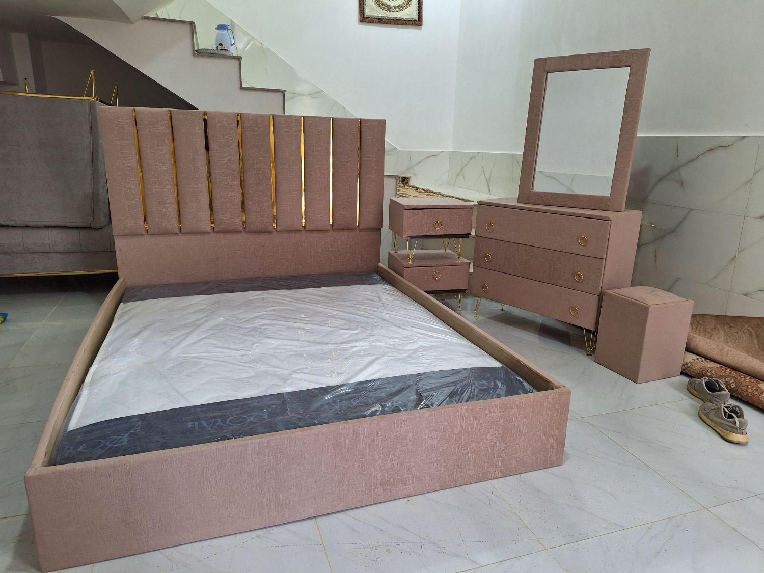 تخت خواب ۲ نفره سرویس کامل|تشک تختخواب|سقز, |دیوار