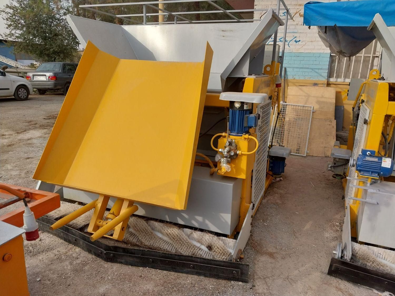 حرکت دستگاه باهیدروپمپ بلوک زن|ماشینآلات صنعتی|بروجرد, |دیوار