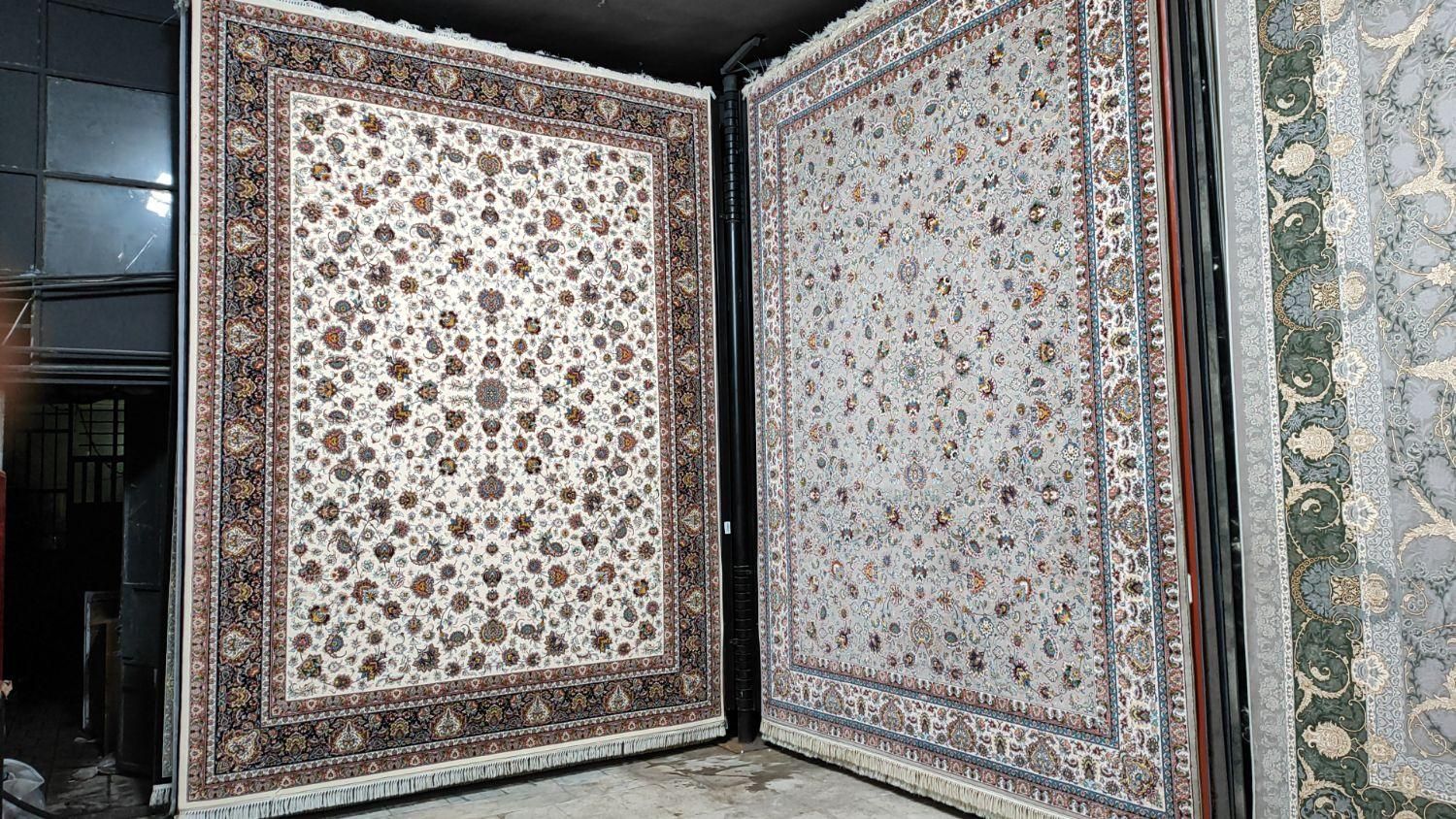 فرش اسطوره کاشان 1200شانه تراکم 3600|فرش|شیراز, شهرک گلها|دیوار