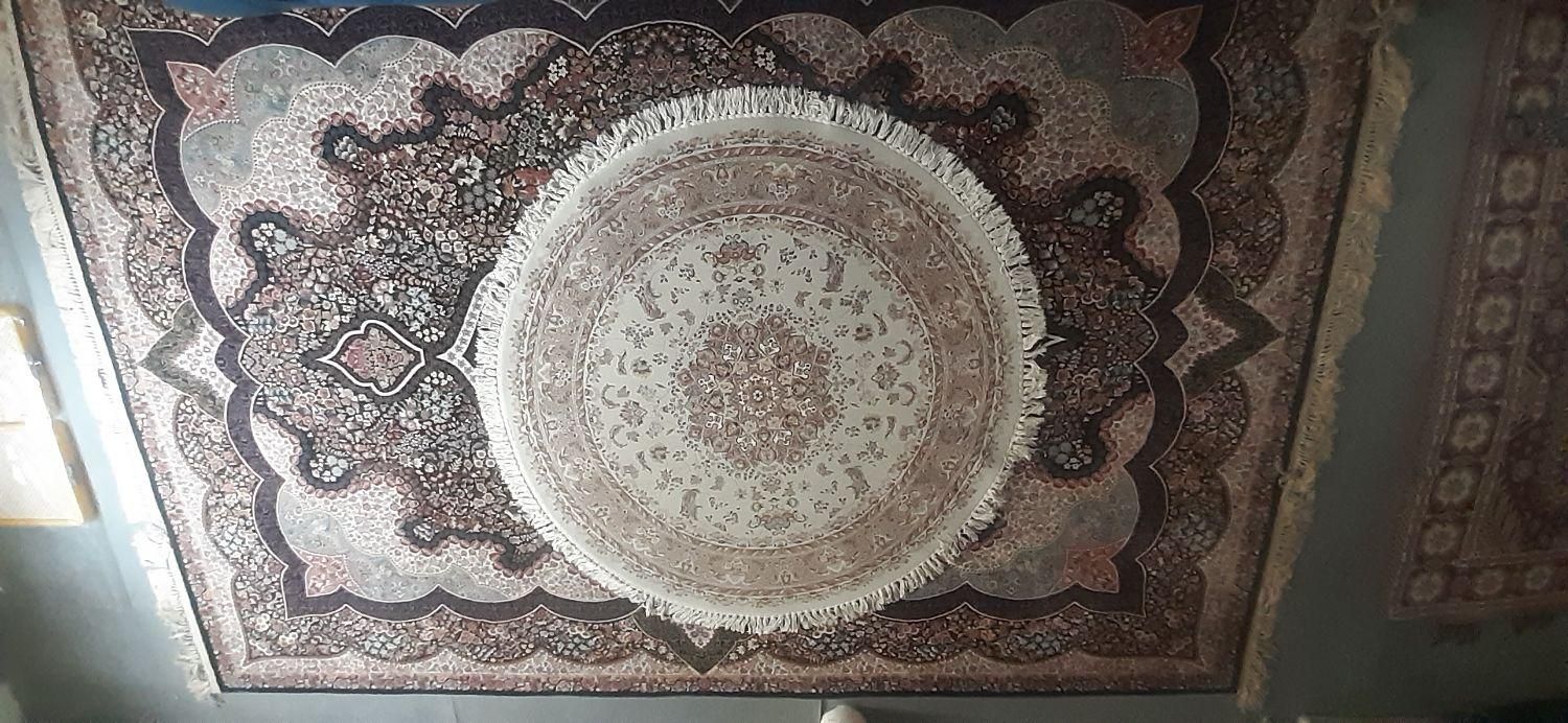 قالیچه گرد|فرش|مشهد, بهمن|دیوار