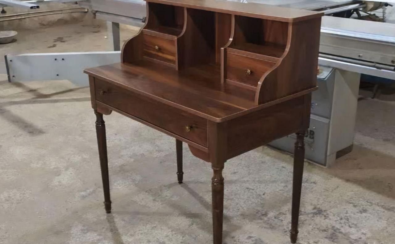 میز تحریر کتابخانه دار|کتابخانه، شلف، قفسه‌های دیواری|مشهد, عبادی|دیوار