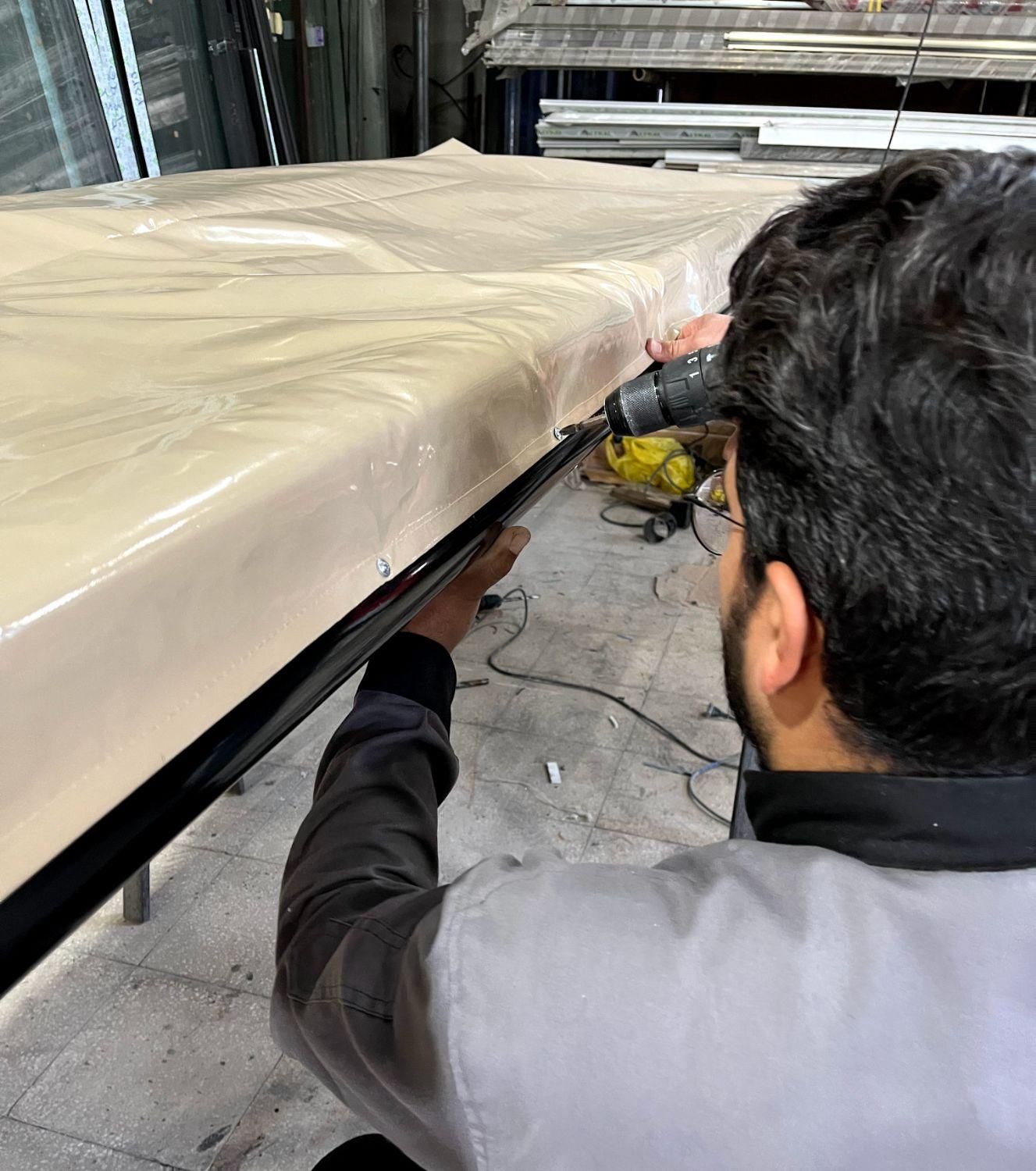 سایبان بازویی زنجیری و بکسلی برقی|خدمات پیشه و مهارت|کاشان, کشاورز|دیوار