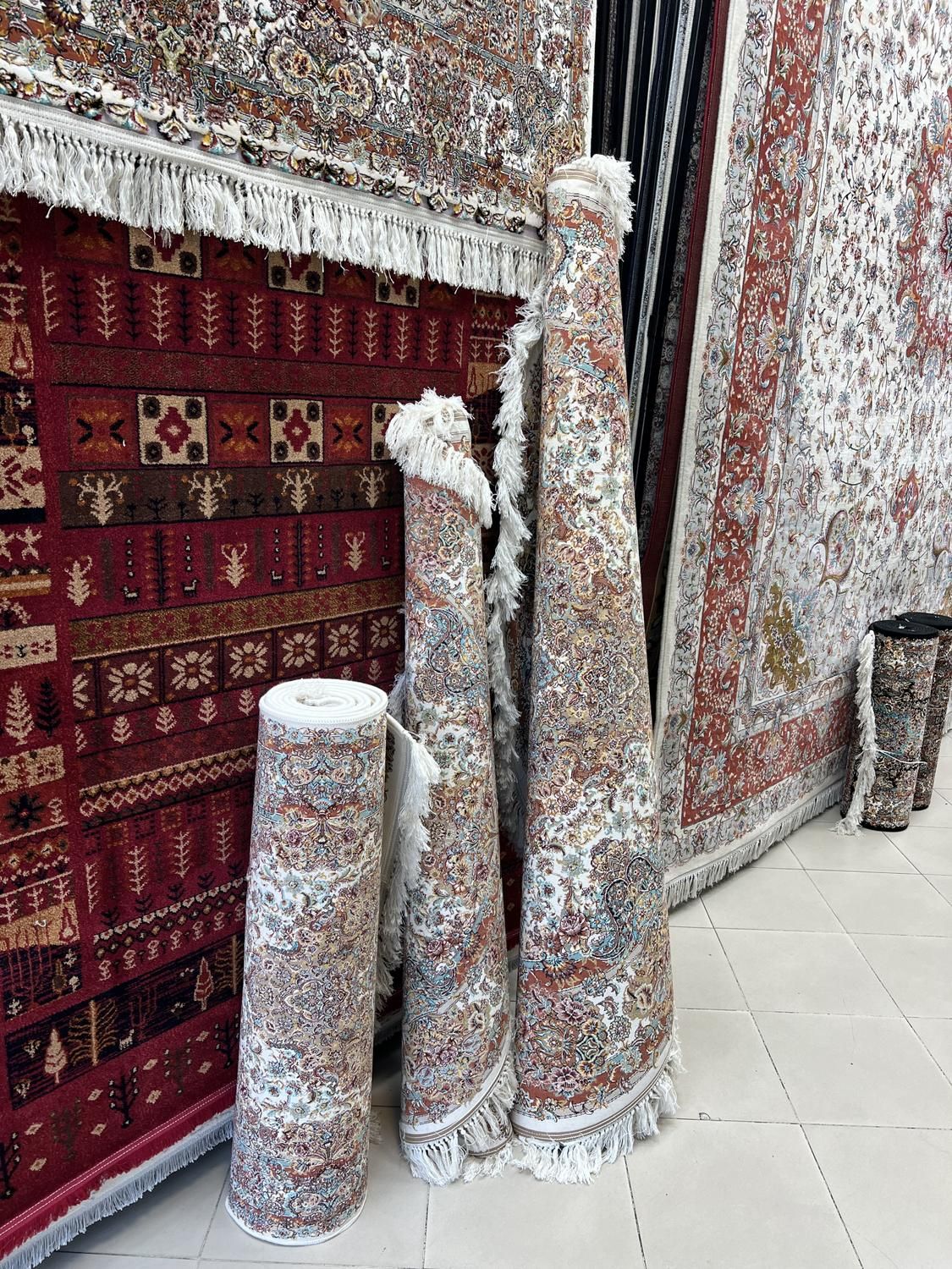 فرش سالاری کرم قالی تارا ( ست کامل فول موجود)|فرش|تبریز, |دیوار