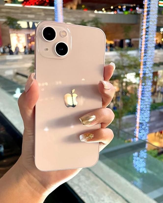 اپل iPhone 13 با حافظهٔ ۱۲۸ گیگابایت|موبایل|اصفهان, خواجو|دیوار