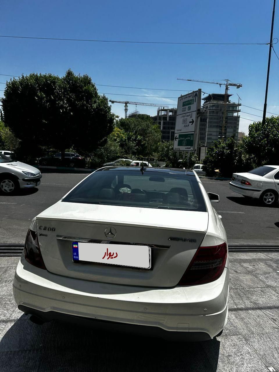بنز c200 مدل ۲۰۱۲ سفید|خودرو سواری و وانت|تهران, سعادت‌آباد|دیوار